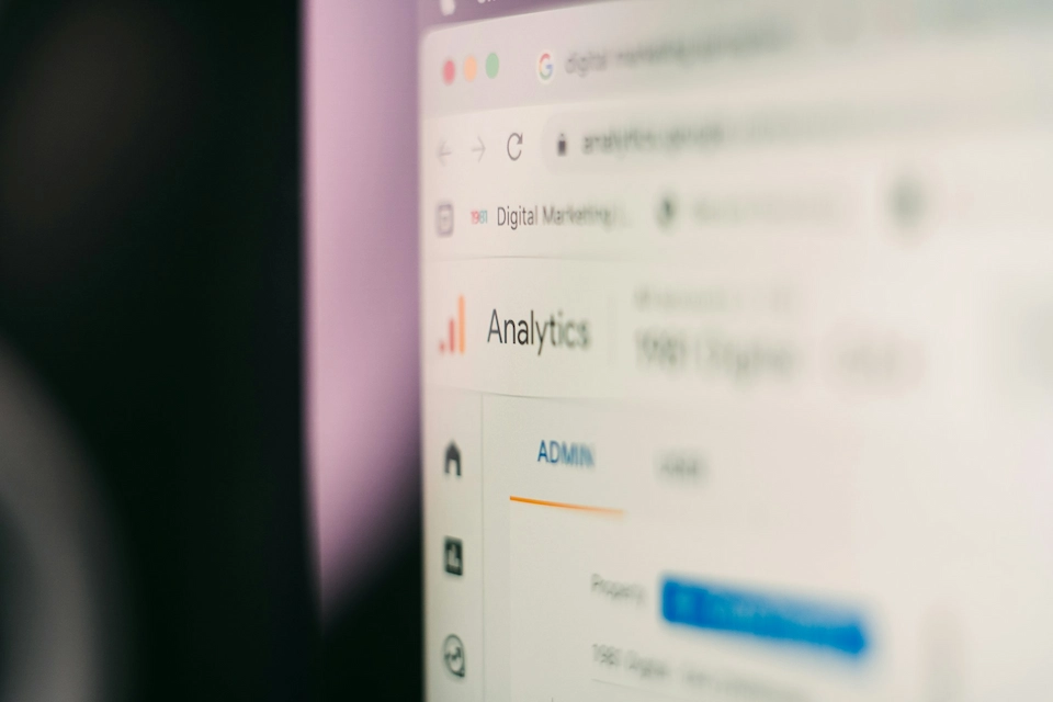 How Content Marketing Improves SEO: 7 Proven Benefits for Rankings and Traffic